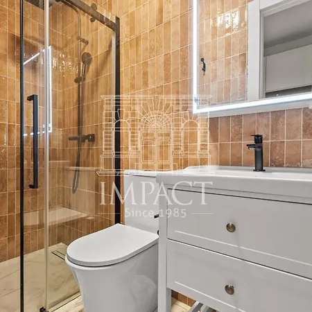 - 2167 - Impact Center Вилла Канны