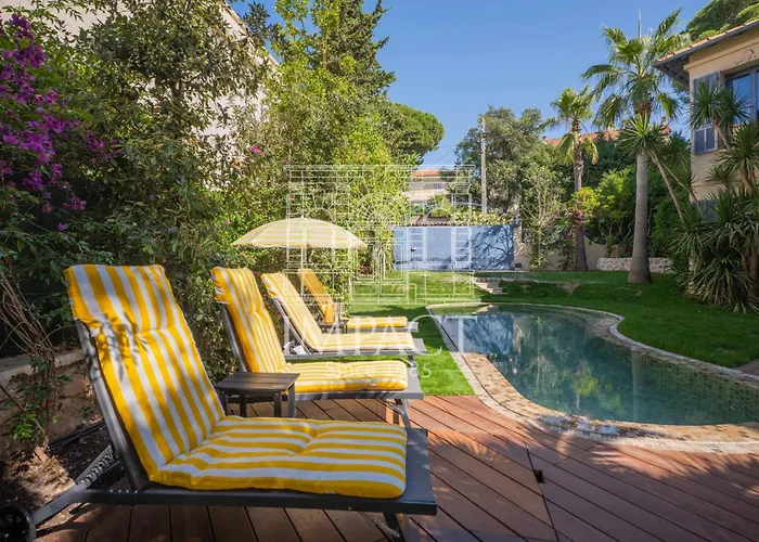 - 2167 - Impact Center Villa Cannes